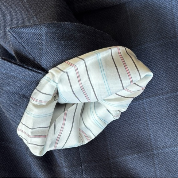 Lauren Ralph Lauren blue window pain check plaid silk/wool blend blazer | 44L - Picture 11 of 13